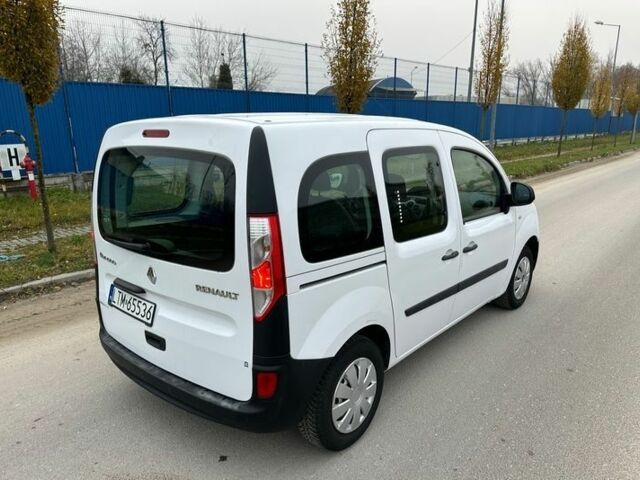 Белый Рено Кенгу, объемом двигателя 1.5 л и пробегом 204 тыс. км за 7900 $, фото 9 на Automoto.ua