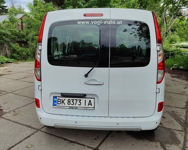 Білий Рено Кєнгу, об'ємом двигуна 1.5 л та пробігом 379 тис. км за 10900 $, фото 5 на Automoto.ua