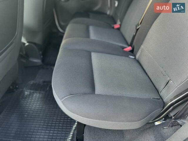 Белый Рено Кенгу, объемом двигателя 1.5 л и пробегом 173 тыс. км за 11600 $, фото 45 на Automoto.ua