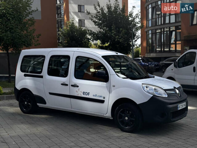 Білий Рено Кєнгу, об'ємом двигуна 0 л та пробігом 42 тис. км за 7500 $, фото 9 на Automoto.ua