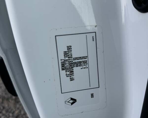 Белый Рено Кенгу, объемом двигателя 1.5 л и пробегом 173 тыс. км за 11600 $, фото 69 на Automoto.ua