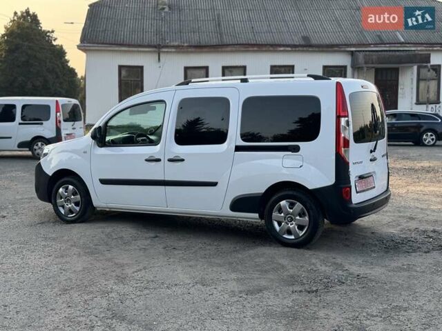 Белый Рено Кенгу, объемом двигателя 1.5 л и пробегом 173 тыс. км за 11600 $, фото 5 на Automoto.ua