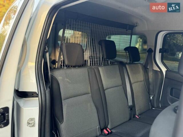 Белый Рено Кенгу, объемом двигателя 1.5 л и пробегом 173 тыс. км за 11600 $, фото 64 на Automoto.ua