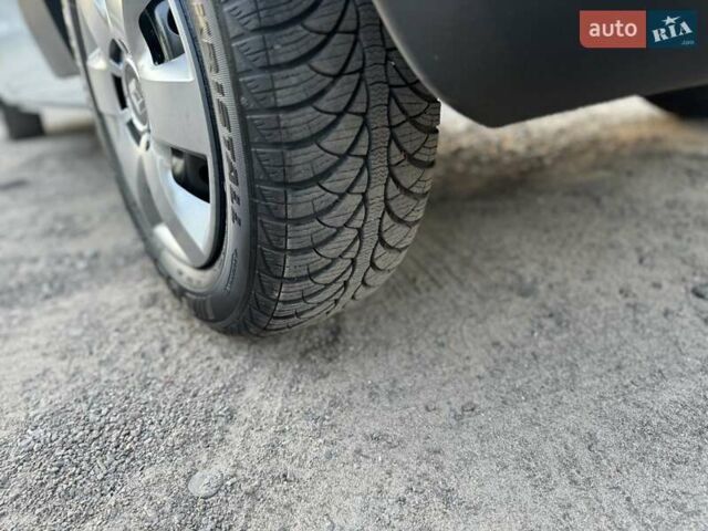 Белый Рено Кенгу, объемом двигателя 1.5 л и пробегом 173 тыс. км за 11600 $, фото 48 на Automoto.ua