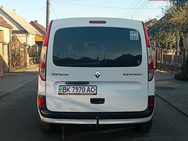 Рено Кєнгу 2014 у Дубно на Automoto.ua Білий Рено Кєнгу, об'ємом двигуна 1.46 л та пробігом 345 тис. км за 8800 $, фото 85 на Automoto.ua