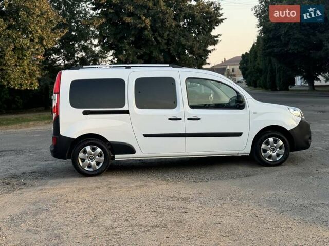 Белый Рено Кенгу, объемом двигателя 1.5 л и пробегом 173 тыс. км за 11600 $, фото 93 на Automoto.ua