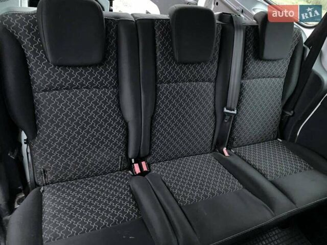 Білий Рено Кєнгу, об'ємом двигуна 1.46 л та пробігом 218 тис. км за 9600 $, фото 9 на Automoto.ua