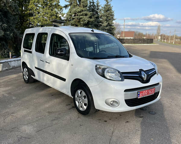 Белый Рено Кенгу, объемом двигателя 1.5 л и пробегом 214 тыс. км за 11800 $, фото 3 на Automoto.ua