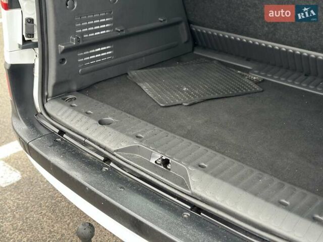 Белый Рено Кенгу, объемом двигателя 1.5 л и пробегом 255 тыс. км за 9800 $, фото 35 на Automoto.ua