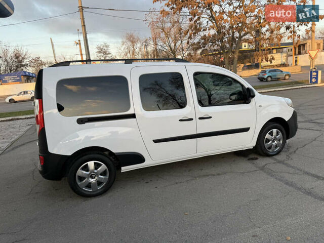 Белый Рено Кенгу, объемом двигателя 1.5 л и пробегом 190 тыс. км за 11799 $, фото 13 на Automoto.ua