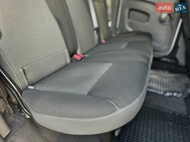 Белый Рено Кенгу, объемом двигателя 1.5 л и пробегом 173 тыс. км за 11600 $, фото 61 на Automoto.ua