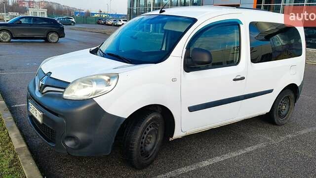 Белый Рено Кенгу, объемом двигателя 1.5 л и пробегом 268 тыс. км за 9000 $, фото 1 на Automoto.ua