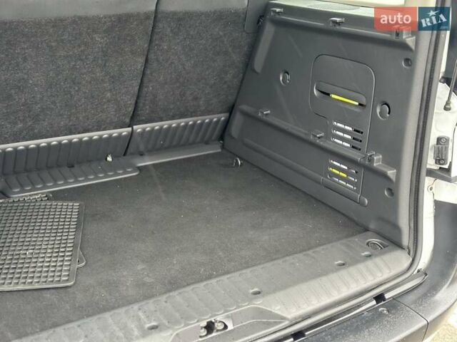 Белый Рено Кенгу, объемом двигателя 1.5 л и пробегом 255 тыс. км за 9800 $, фото 40 на Automoto.ua