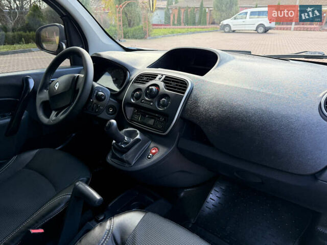 Білий Рено Кєнгу, об'ємом двигуна 1.5 л та пробігом 247 тис. км за 11700 $, фото 34 на Automoto.ua