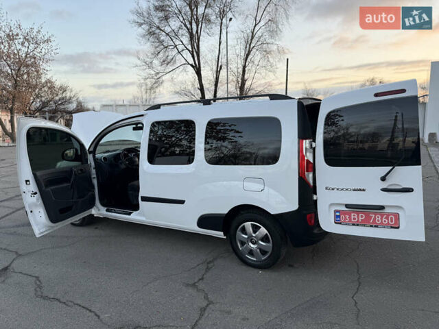 Белый Рено Кенгу, объемом двигателя 1.5 л и пробегом 190 тыс. км за 11799 $, фото 101 на Automoto.ua