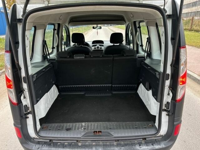 Белый Рено Кенгу, объемом двигателя 1.5 л и пробегом 204 тыс. км за 7900 $, фото 12 на Automoto.ua