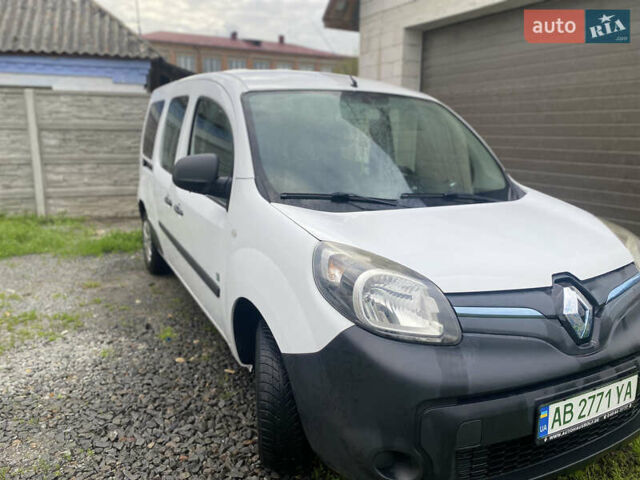 Белый Рено Кенгу, объемом двигателя 0 л и пробегом 54 тыс. км за 6500 $, фото 7 на Automoto.ua