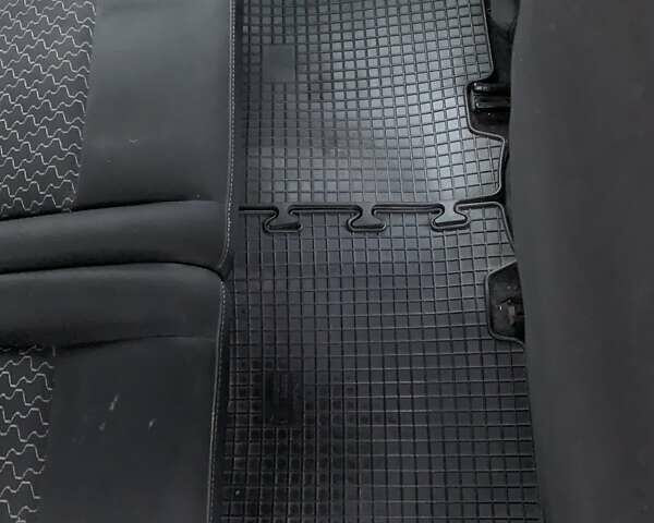 Білий Рено Кєнгу, об'ємом двигуна 1.46 л та пробігом 218 тис. км за 9600 $, фото 11 на Automoto.ua