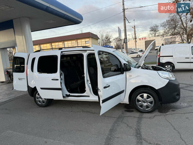 Белый Рено Кенгу, объемом двигателя 1.5 л и пробегом 190 тыс. км за 11799 $, фото 91 на Automoto.ua