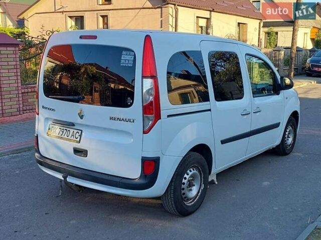 Рено Кєнгу 2014 у Дубно на Automoto.ua Білий Рено Кєнгу, об'ємом двигуна 1.46 л та пробігом 345 тис. км за 8800 $, фото 24 на Automoto.ua