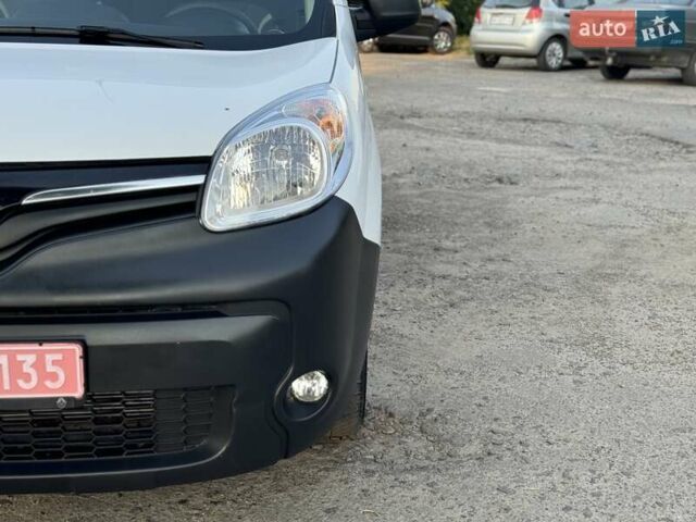 Белый Рено Кенгу, объемом двигателя 1.5 л и пробегом 173 тыс. км за 11600 $, фото 10 на Automoto.ua