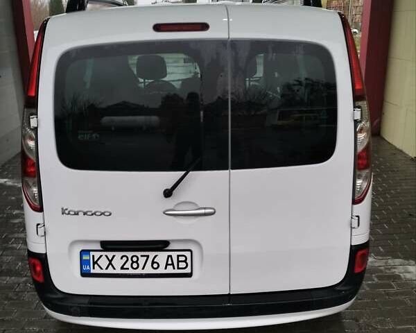Белый Рено Кенгу, объемом двигателя 1.5 л и пробегом 244 тыс. км за 11200 $, фото 1 на Automoto.ua