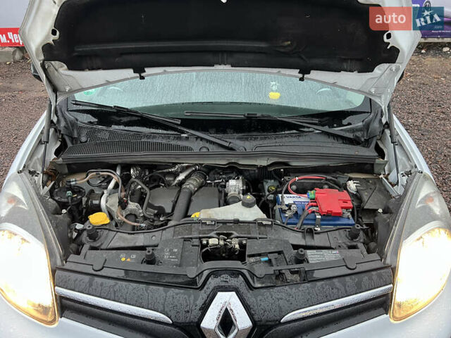Білий Рено Кєнгу, об'ємом двигуна 1.46 л та пробігом 218 тис. км за 10500 $, фото 22 на Automoto.ua