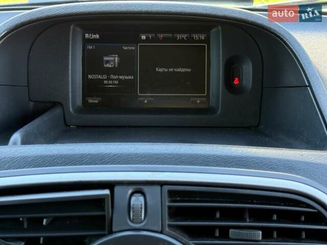 Белый Рено Кенгу, объемом двигателя 1.46 л и пробегом 230 тыс. км за 7300 $, фото 49 на Automoto.ua