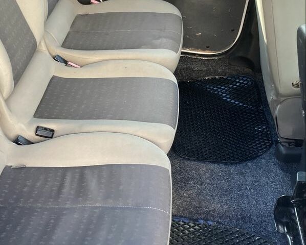 Білий Рено Кєнгу, об'ємом двигуна 1.5 л та пробігом 225 тис. км за 6500 $, фото 10 на Automoto.ua