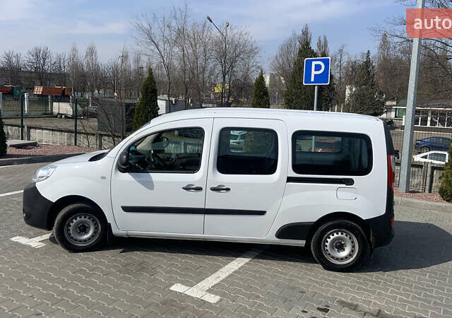 Белый Рено Кенгу, объемом двигателя 1.46 л и пробегом 198 тыс. км за 10499 $, фото 16 на Automoto.ua