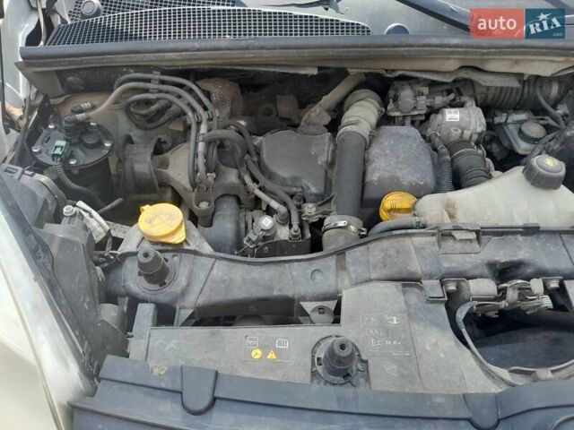 Белый Рено Кенгу, объемом двигателя 1.46 л и пробегом 220 тыс. км за 7500 $, фото 15 на Automoto.ua