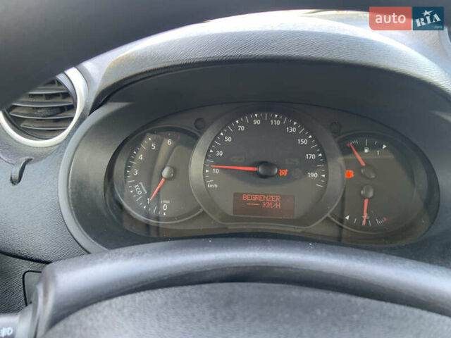 Белый Рено Кенгу, объемом двигателя 1.46 л и пробегом 198 тыс. км за 10499 $, фото 1 на Automoto.ua