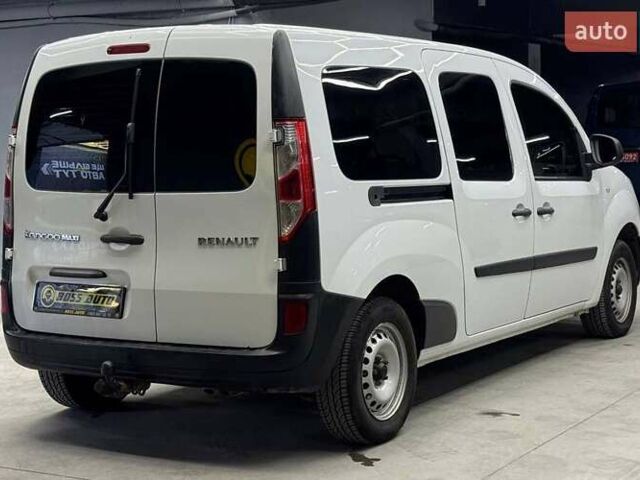 Белый Рено Кенгу, объемом двигателя 1.46 л и пробегом 248 тыс. км за 10200 $, фото 5 на Automoto.ua