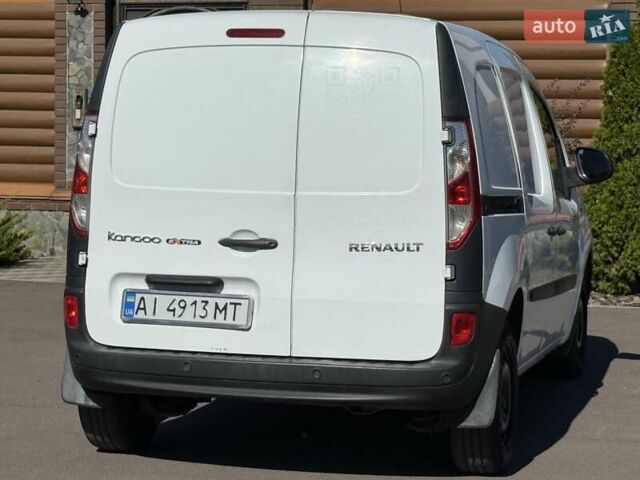 Белый Рено Кенгу, объемом двигателя 1.46 л и пробегом 230 тыс. км за 7300 $, фото 26 на Automoto.ua