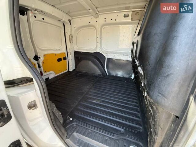 Белый Рено Кенгу, объемом двигателя 1.46 л и пробегом 230 тыс. км за 7300 $, фото 53 на Automoto.ua