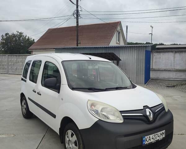 Белый Рено Кенгу, объемом двигателя 1.46 л и пробегом 316 тыс. км за 8800 $, фото 13 на Automoto.ua