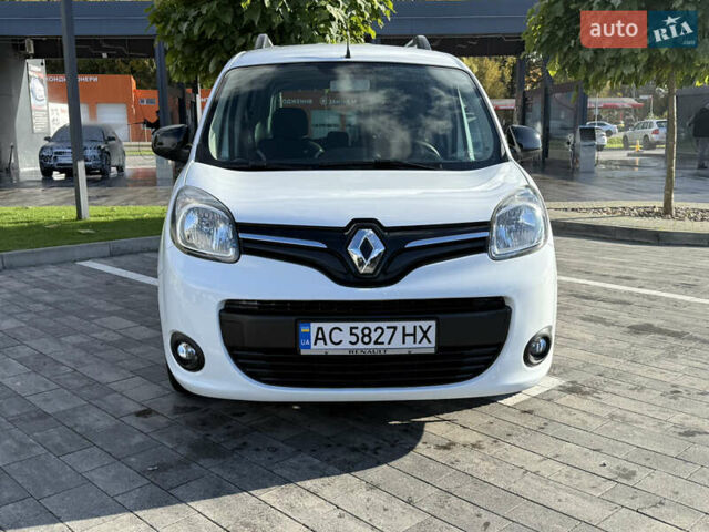 Белый Рено Кенгу, объемом двигателя 1.5 л и пробегом 235 тыс. км за 10900 $, фото 7 на Automoto.ua