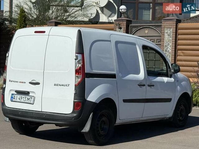 Белый Рено Кенгу, объемом двигателя 1.46 л и пробегом 230 тыс. км за 7300 $, фото 33 на Automoto.ua