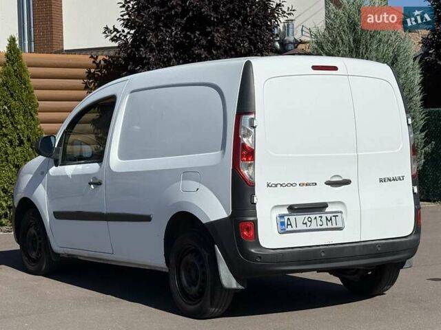 Белый Рено Кенгу, объемом двигателя 1.46 л и пробегом 230 тыс. км за 9499 $, фото 19 на Automoto.ua