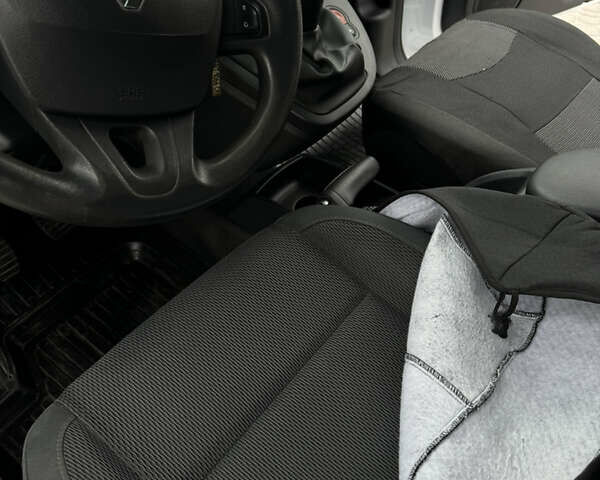 Білий Рено Кєнгу, об'ємом двигуна 1.46 л та пробігом 227 тис. км за 8100 $, фото 7 на Automoto.ua