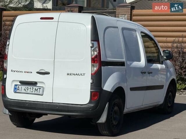 Белый Рено Кенгу, объемом двигателя 1.46 л и пробегом 230 тыс. км за 7300 $, фото 30 на Automoto.ua