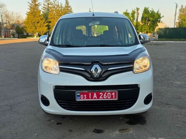 Белый Рено Кенгу, объемом двигателя 1.5 л и пробегом 224 тыс. км за 11700 $, фото 103 на Automoto.ua