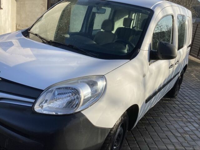 Білий Рено Кєнгу, об'ємом двигуна 1.5 л та пробігом 225 тис. км за 6500 $, фото 1 на Automoto.ua