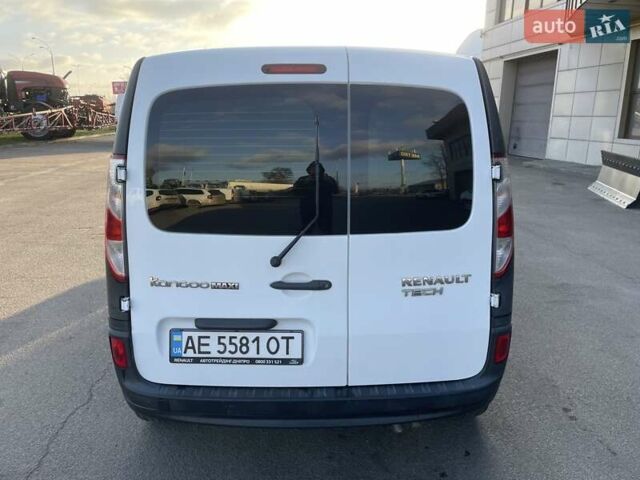 Белый Рено Кенгу, объемом двигателя 1.46 л и пробегом 330 тыс. км за 9500 $, фото 8 на Automoto.ua