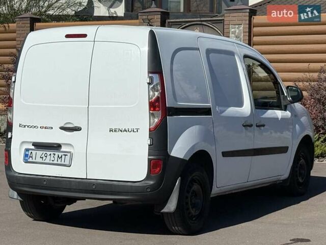 Белый Рено Кенгу, объемом двигателя 1.46 л и пробегом 230 тыс. км за 7300 $, фото 31 на Automoto.ua