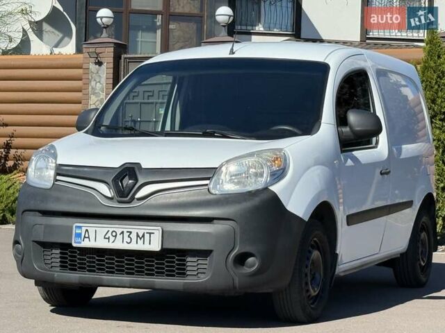 Белый Рено Кенгу, объемом двигателя 1.46 л и пробегом 230 тыс. км за 9499 $, фото 3 на Automoto.ua