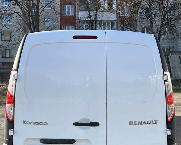 Белый Рено Кенгу, объемом двигателя 1.46 л и пробегом 237 тыс. км за 7150 $, фото 7 на Automoto.ua