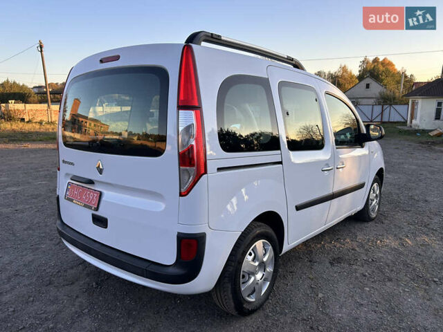 Рено Кенгу 2016 в Луцке на Automoto.ua Белый Рено Кенгу, объемом двигателя 1.5 л и пробегом 203 тыс. км за 11650 $, фото 6 на Automoto.ua