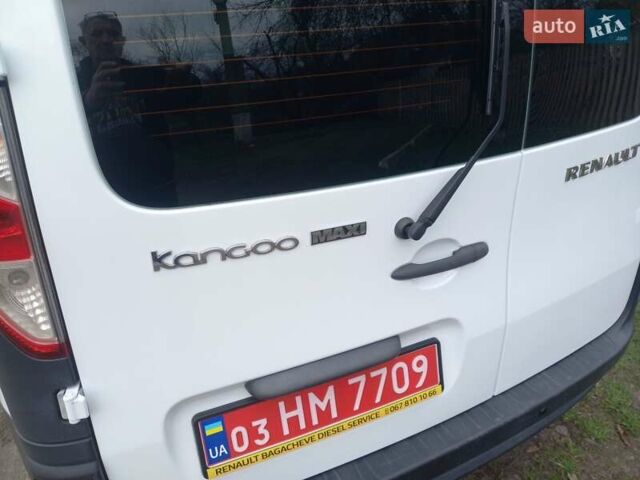 Белый Рено Кенгу, объемом двигателя 1.5 л и пробегом 71 тыс. км за 10850 $, фото 12 на Automoto.ua