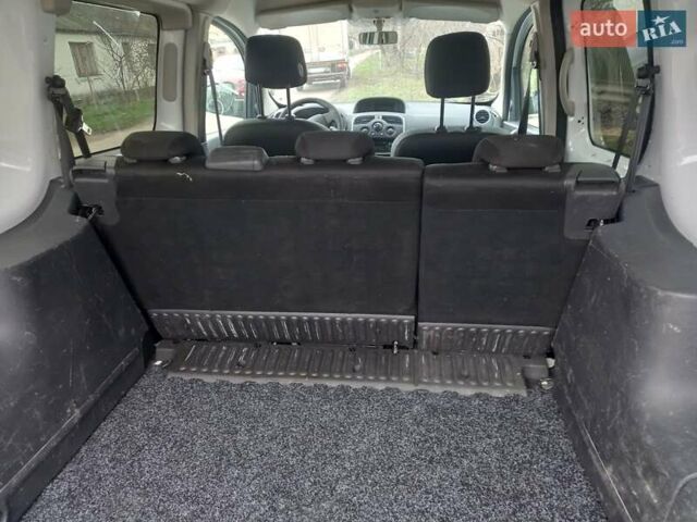 Белый Рено Кенгу, объемом двигателя 1.5 л и пробегом 71 тыс. км за 10850 $, фото 16 на Automoto.ua